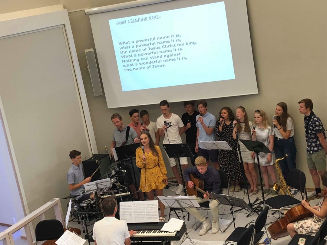 Bilde av musikere og sangere