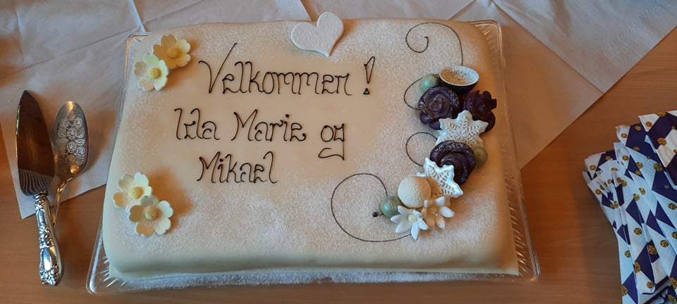 Kake ved innvielsen av ny menighetsprest