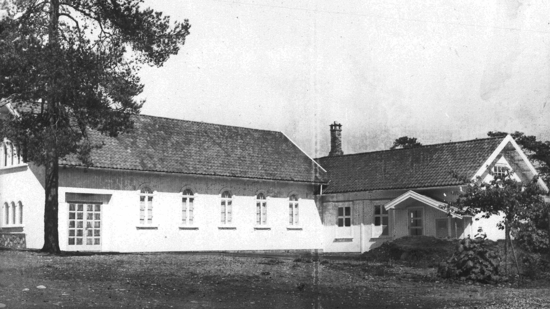 1962-Granly-skole-og-kirke-AKB-aspect-ratio-16-9