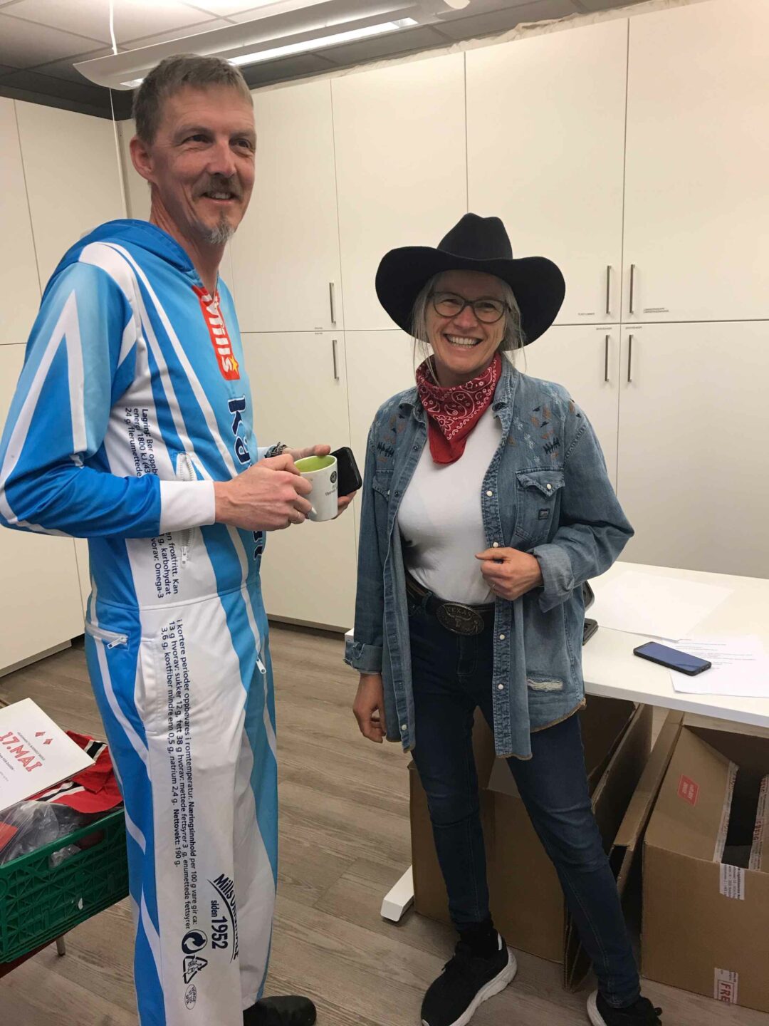 Bilde av Bernt Kåre og Edel på utkledningsdag.