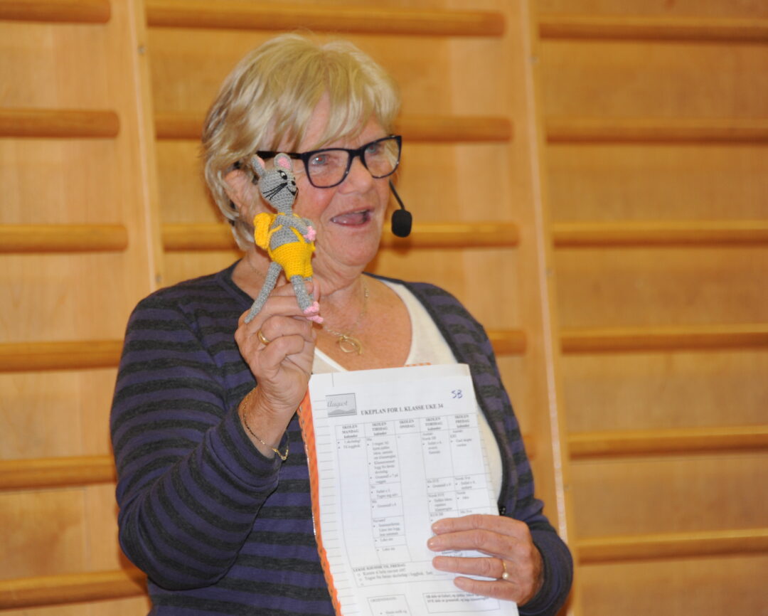 Bilde av Sissel Bergan med Musse musegutt.
