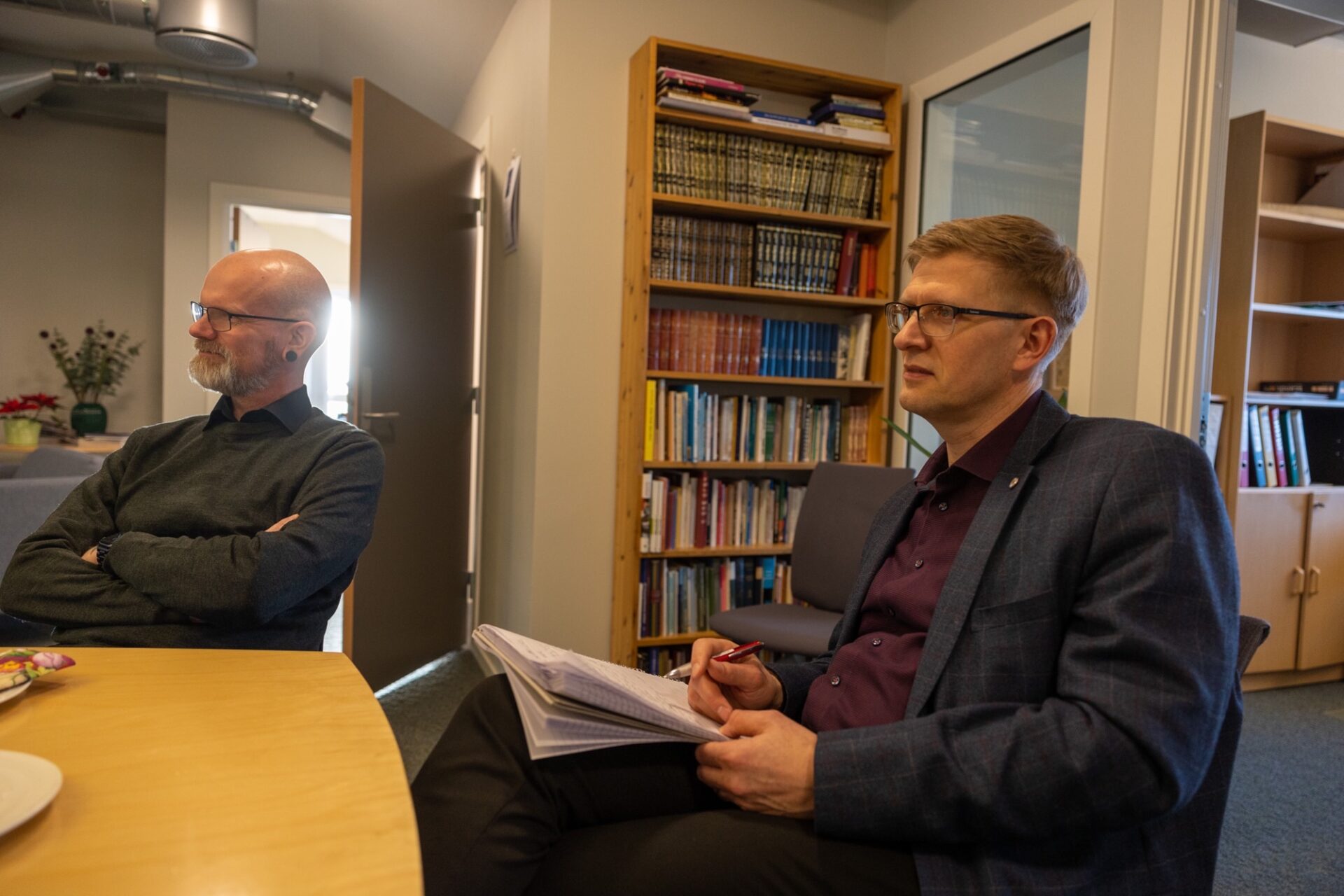 Besøk NKR, admleder NKR Håkon Sigland og Bertil Andersson