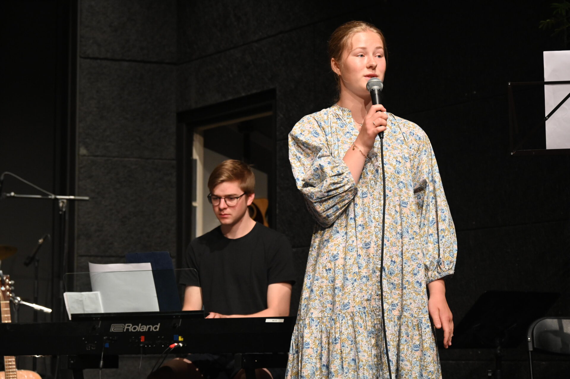 Marie Rantrud sang på gudstjenesten stevnet 2023