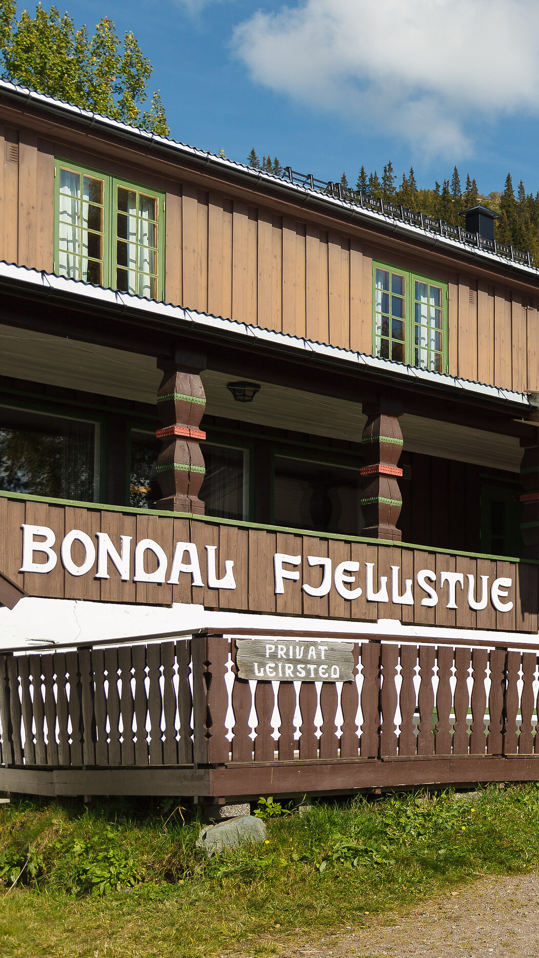 Bondal-fjellstue-scaled-aspect-ratio-9-16