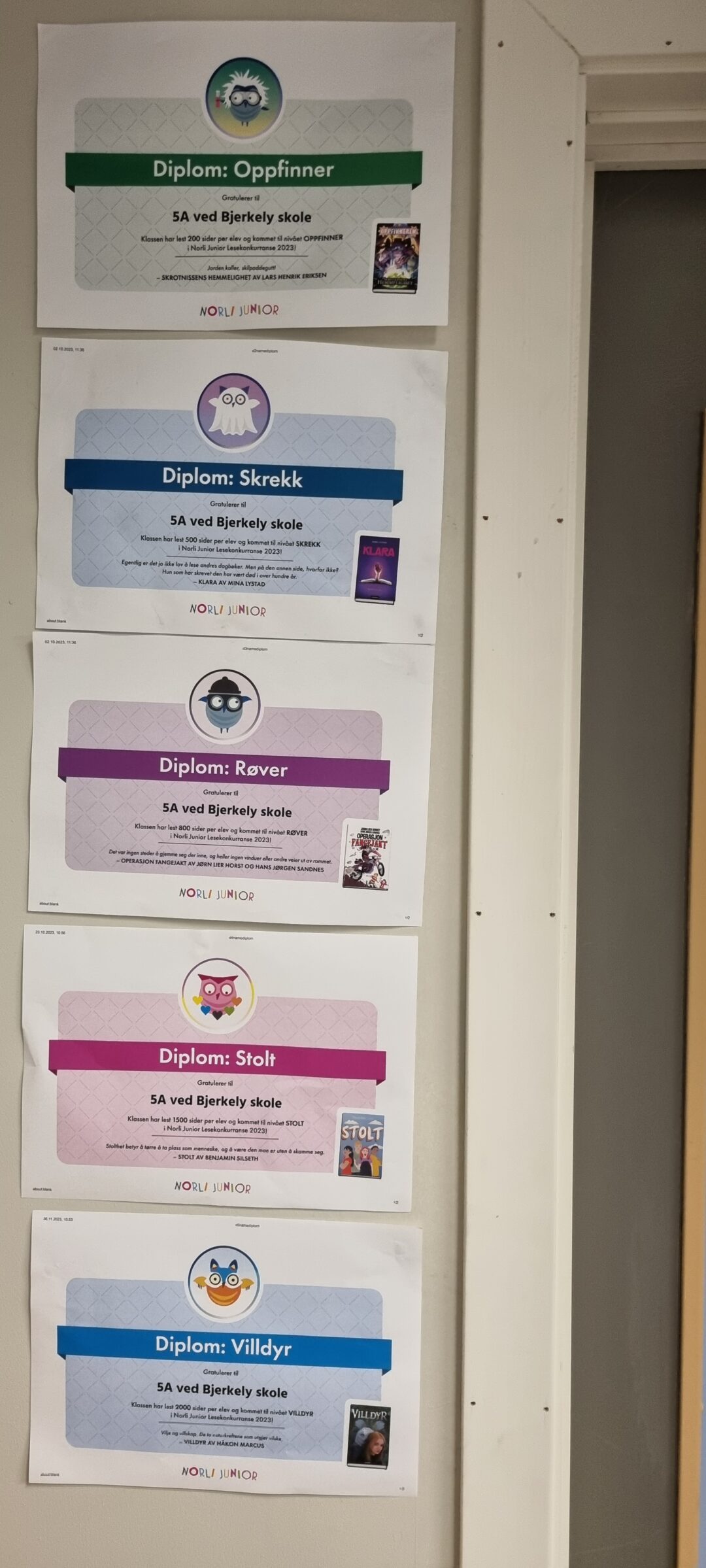 Diplomer lesekonkurranse Bjerkely skole.